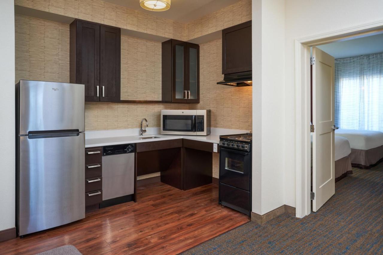 Residence Inn By Marriott Philadelphia Airport מראה חיצוני תמונה