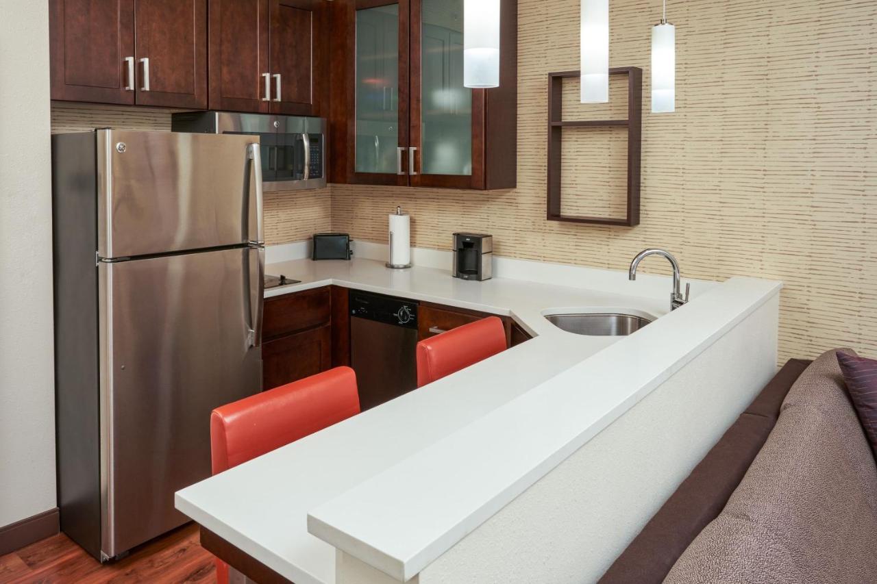 Residence Inn By Marriott Philadelphia Airport מראה חיצוני תמונה